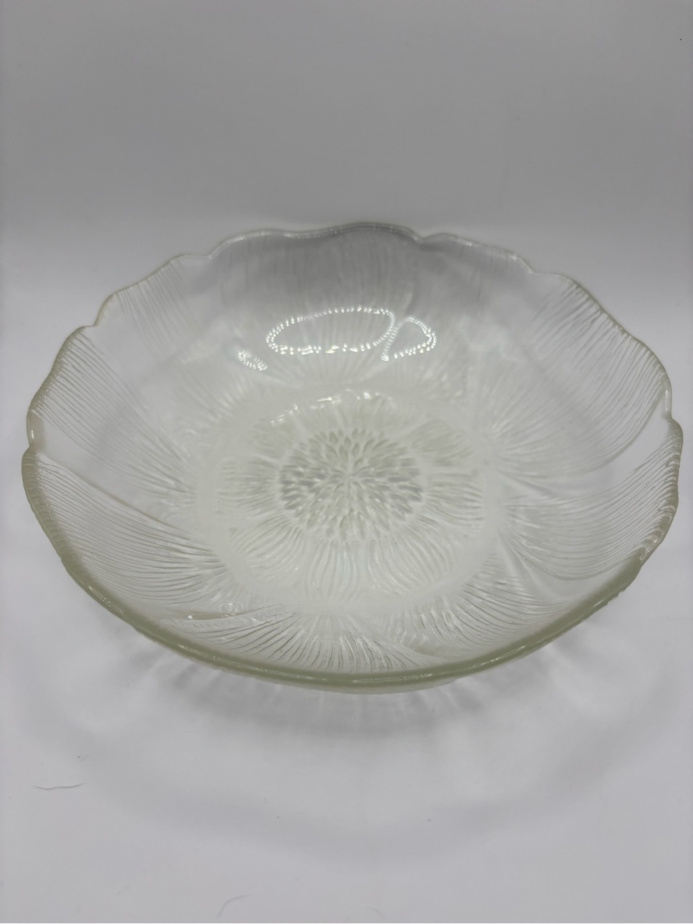 Arcoroc Fleur Glass Dinner bowl by Arc Cardinal France